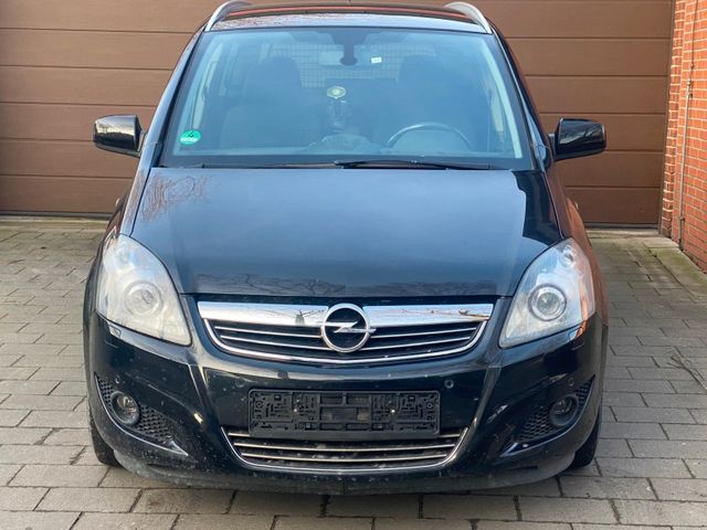 Opel Zafira B Family Plus