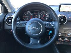 Foto Nummer 16: AUDI A1