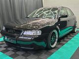 Audi Showfahrzeug wenig KM - Audi aus 2001