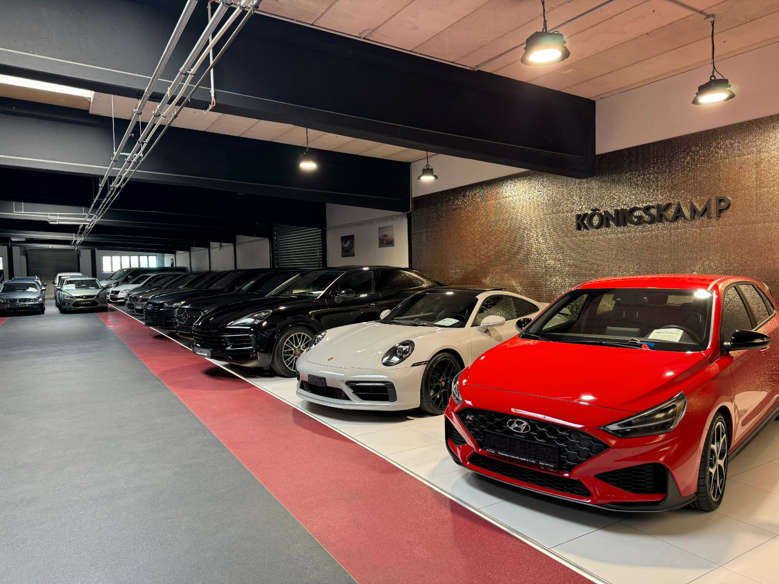 showroom-image-top