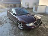Audi A4 B5 Limo 1.8 ADR - Audi A4 aus 1995 mit Benzin-Antrieb: Limousine