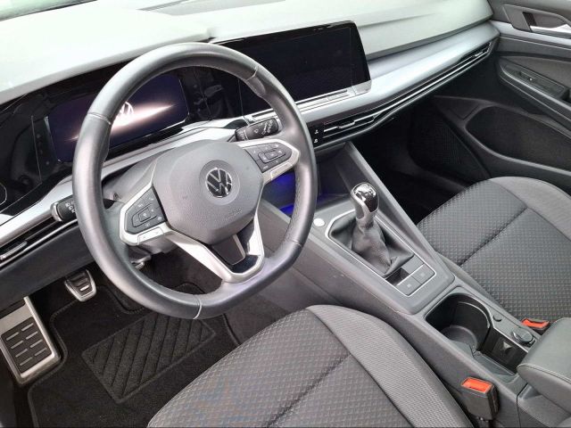 GOLF VIII 1.5 TSI ACTIVENAVI+SHZ+APP+PDC+LED