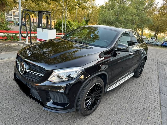 Mercedes-Benz GLE 350 d4Matic AMG LINE SPORT LUFTFE PANO AHK S