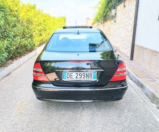 Mercedes E 220 - 9