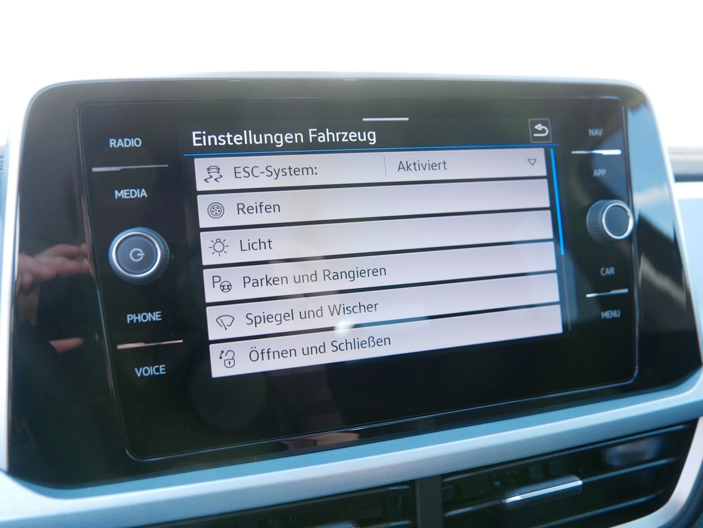 Fahrzeugabbildung Volkswagen T-Roc 1.0 TSI GOAL NEU37T AHK ACC SHZ+LHZ Allwet