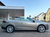 Renault Megane III Coupe/Cabrio 1,5 Ltr. Aut. Navi Xenon - Renault Megane mit Diesel-Antrieb: 1.5