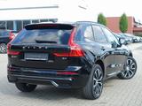 Volvo XC60 B4 Plus Dark PANORAMA/360°KAM/STANDHEIZUNG - Volvo XC60: Plus Dark