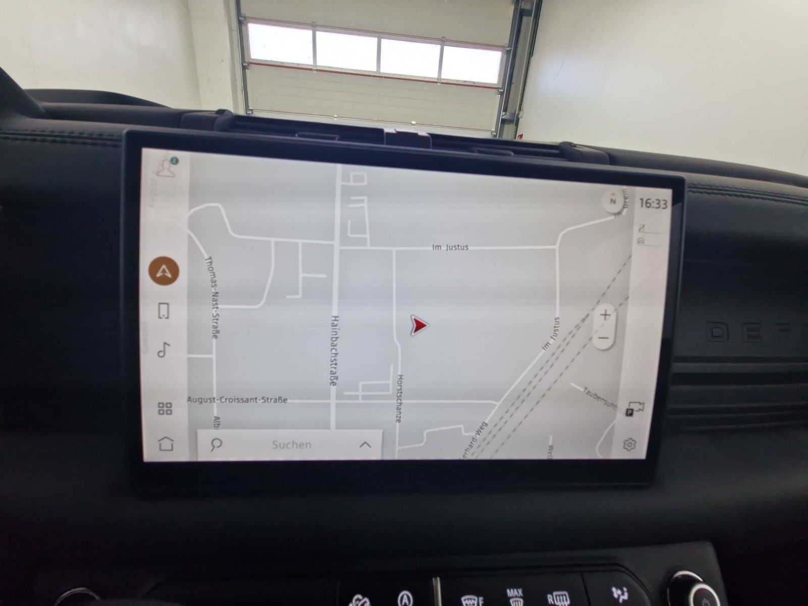 LAND ROVER Defender 90 Hard Top D250 X-Dynamic SE AHK – Bild 17