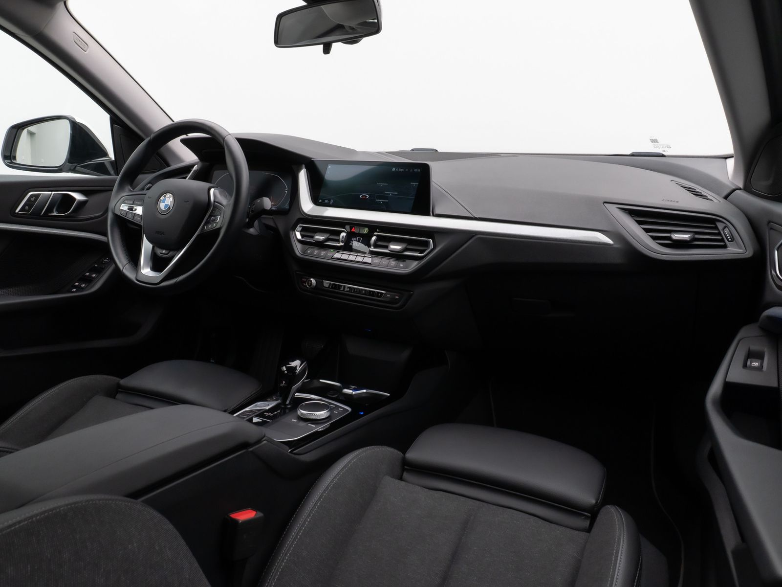 Fahrzeugabbildung BMW 220d Gran Coupé SportLine Kamera DAB HiFi Lenkrh