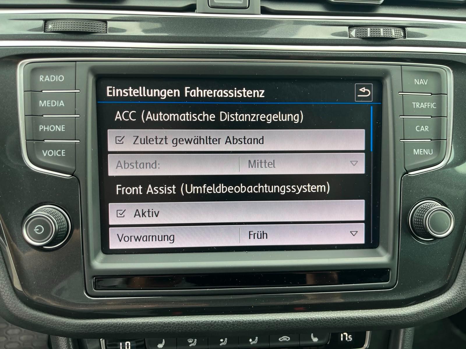 Volkswagen Tiguan Highline 4Motion DSG*LED*NAV*SHZ*ACC*CAM