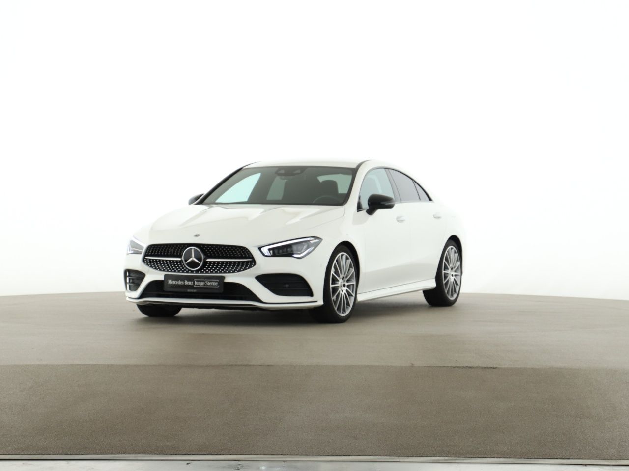 Mercedes-Benz CLA 200 AMG Night Burmester MBUX Distronic HUD foto 2