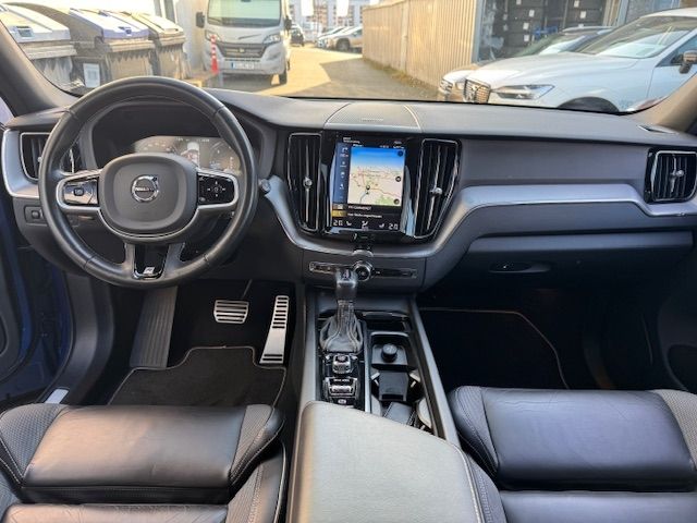 Fahrzeugabbildung Volvo XC60 R Design AHK 360° H/K LED ACC LEDER