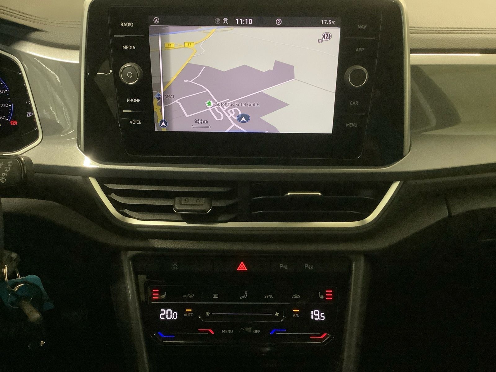 T-Roc Style 1,0 TSI 81 kW LED+, Navi, ACC, SHZ