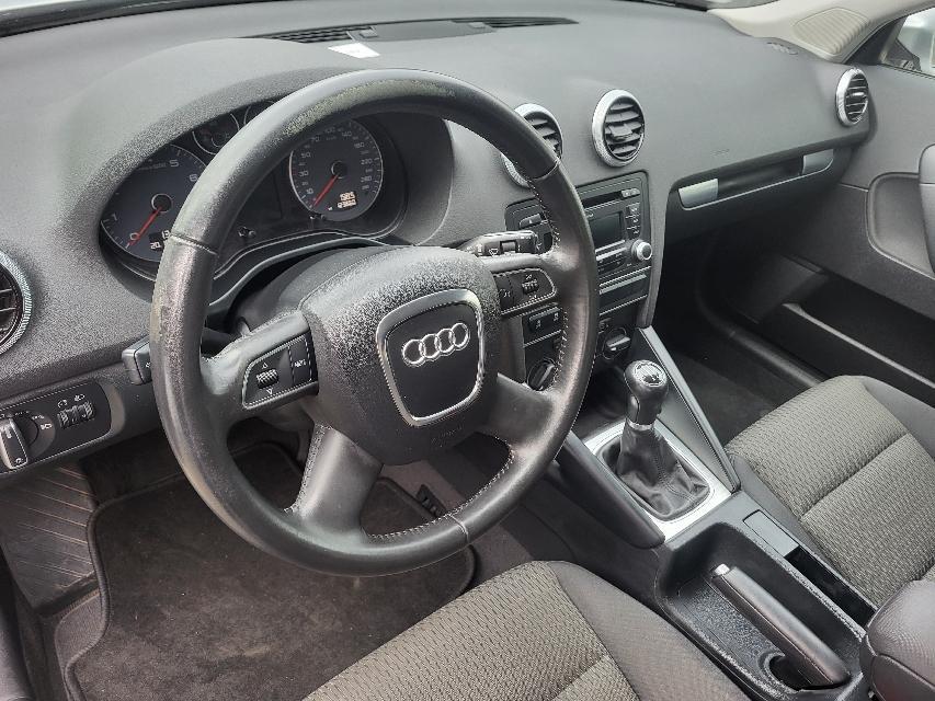 Audi A3 2012 — photo 11