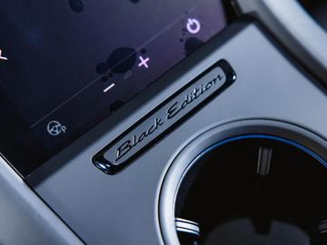 صورة مصغرة 40 لـ 2026 Porsche TAYCAN