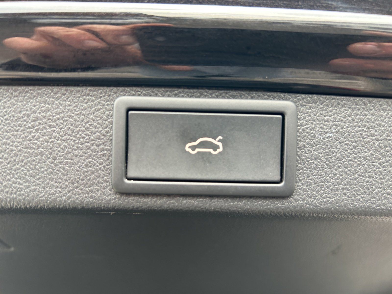Fahrzeugabbildung SKODA Octavia 1.5 TSI mHEV Selection/KAMERA/ACC/LED/