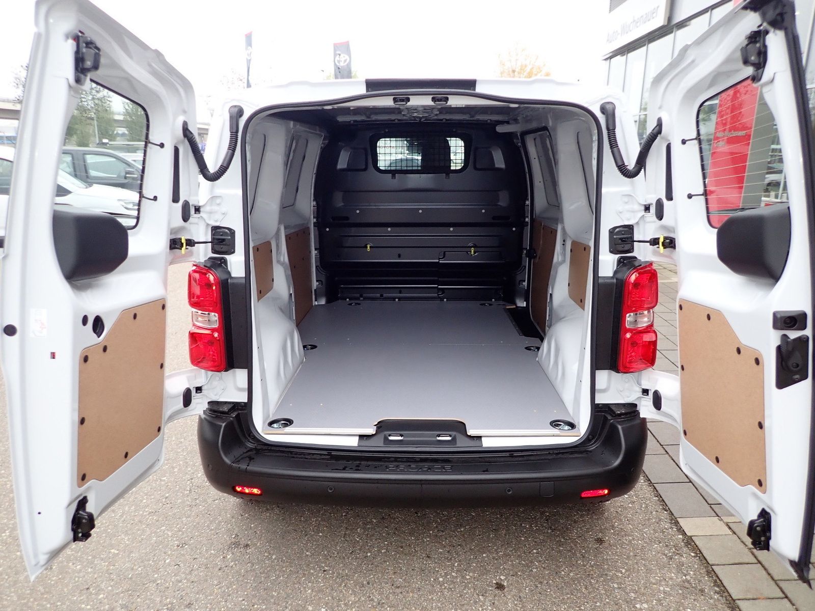 Fahrzeugabbildung Toyota Proace L1 Kasten Meister