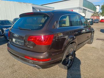 Audi Q7 - 6