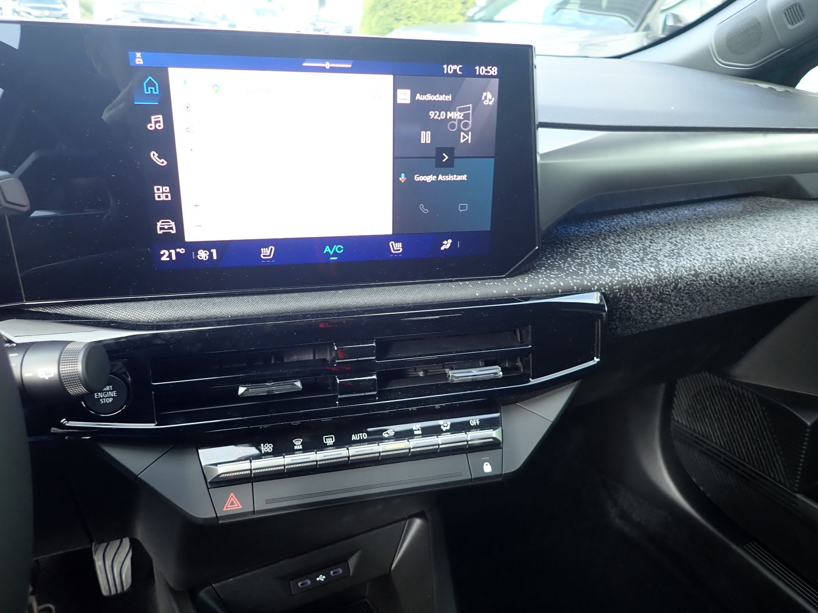 Fahrzeugabbildung Renault Clio Techno TCe 115 EDC