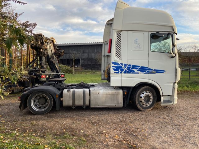 DAF XF 460 superspa/Low/ verstellbare Sattelkupplung