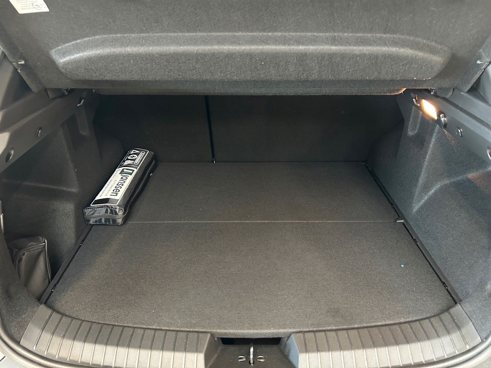 Fahrzeugabbildung Dacia Neuer Dacia Duster Journey HYBRID 140 'Sorgenfre