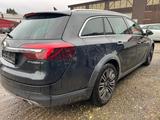 Opel Insignia A Country Tourer  4x4 - Opel Insignia: Tourer Country