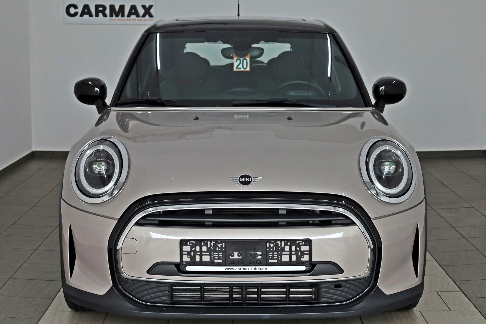 Fahrzeugabbildung MINI COOPER Mini 5-trg,Leder,Navi,Panorama,LED