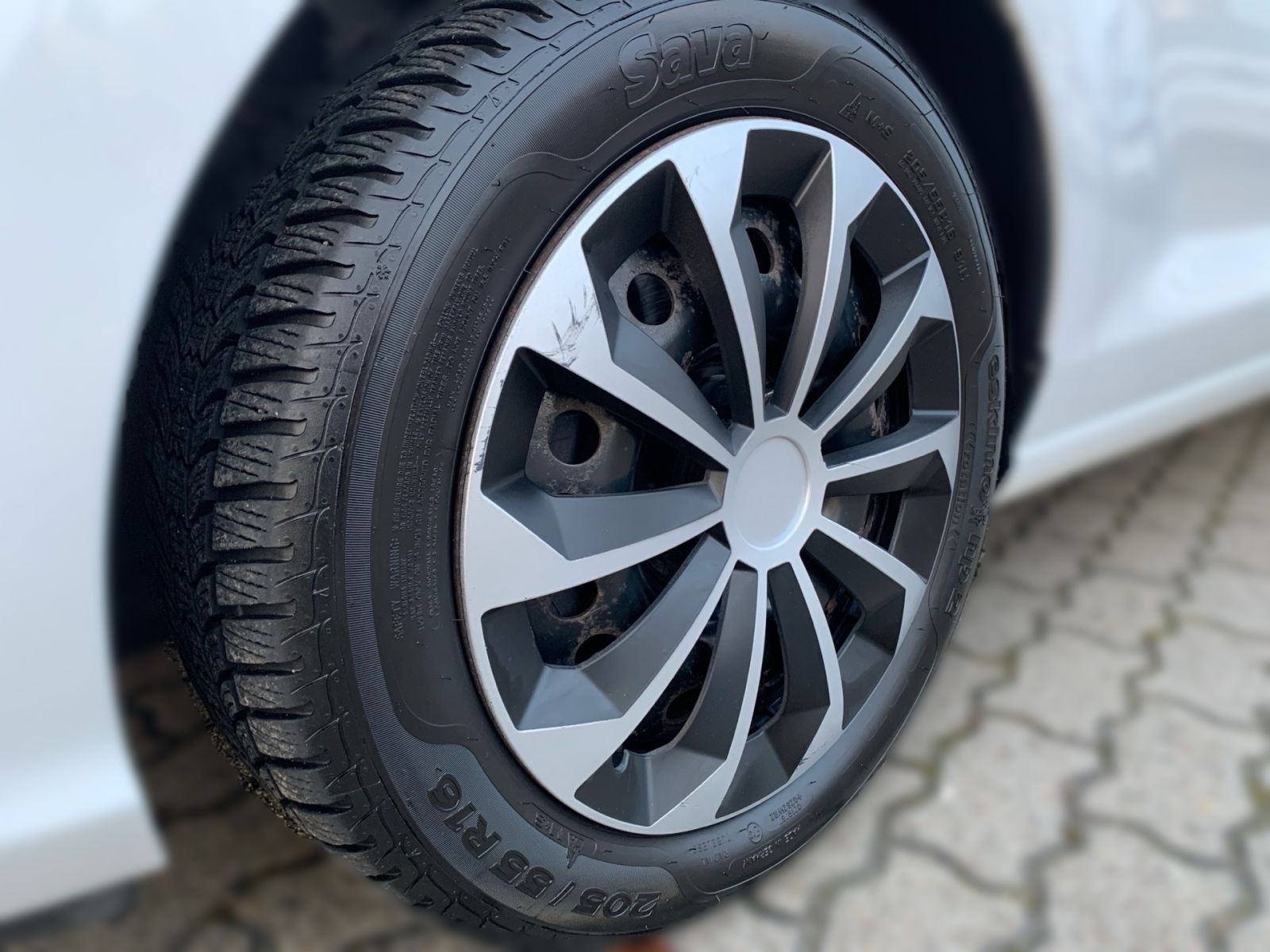 Fahrzeugabbildung Hyundai i30 Kombi 1.4 T-GDI 7-DCT YES! Plus LED AHK