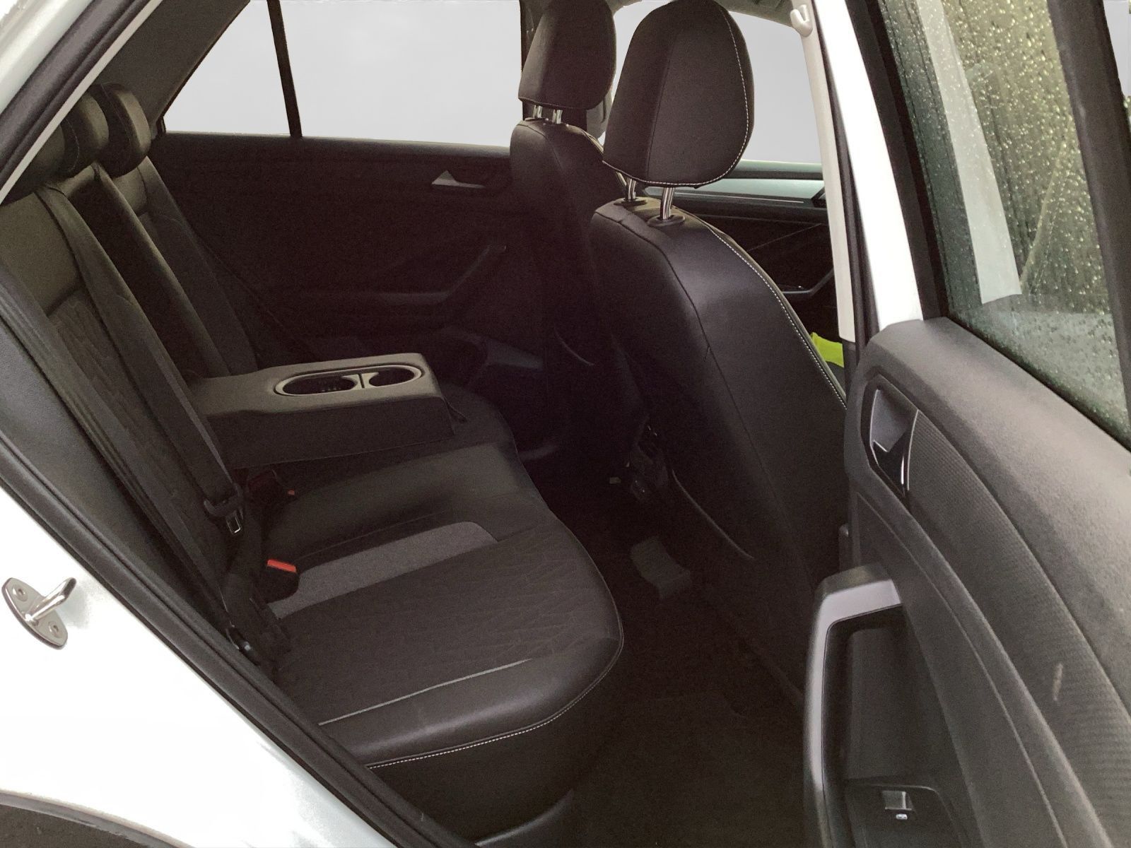 Volkswagen T-Roc - Bild 6