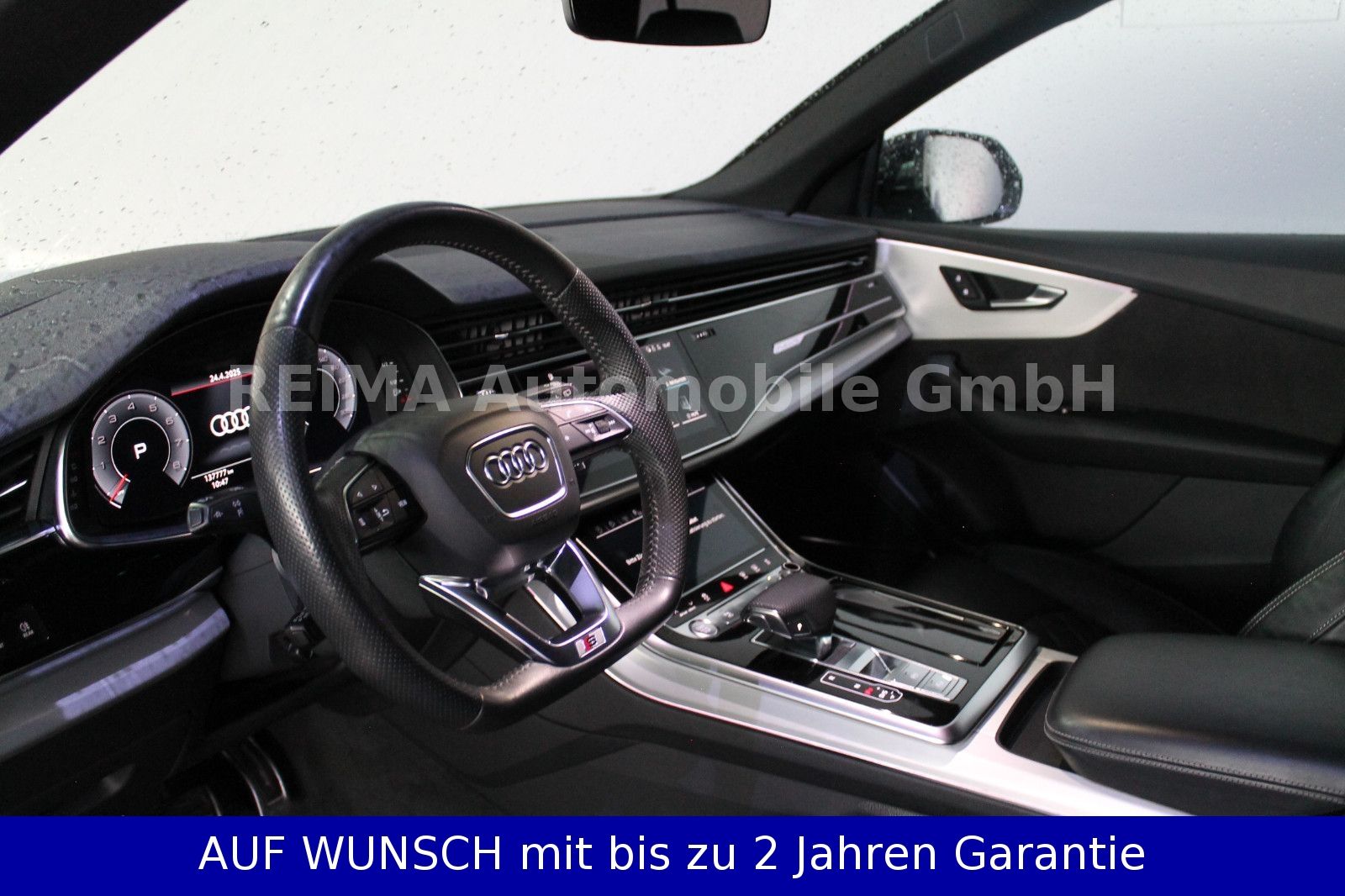 Fahrzeugabbildung Audi Q8 55 TFSI quattro SLine,Pano,Matrix,Massage,HUD