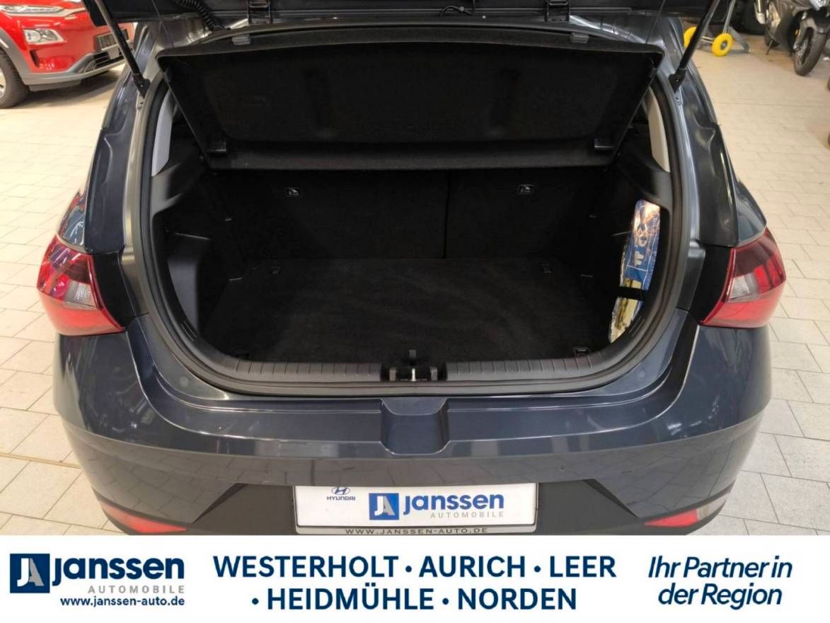Fahrzeugabbildung Hyundai i20 Edition 30, Carplay, Klima, DAB+
