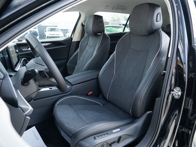 Passat Variant Business TDI DSG 8-fach AHK Matri