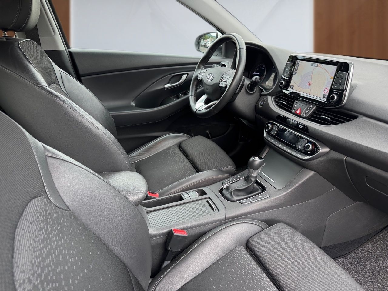 Fahrzeugabbildung Hyundai i30 1.4 DCT PREMIUM PANO*ACC*LED*NAVI*KAM*LHZ*SH