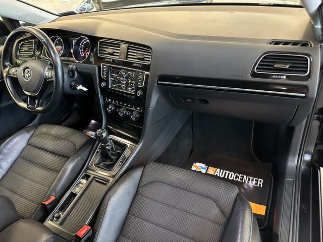 MYAUTOCENTER – Gebraucht- und Jahreswagen mit Werkstattservice in Pfaffenhofen Volkswagen Golf VII Variant Highline BMT *R Line*Navi*Xenon