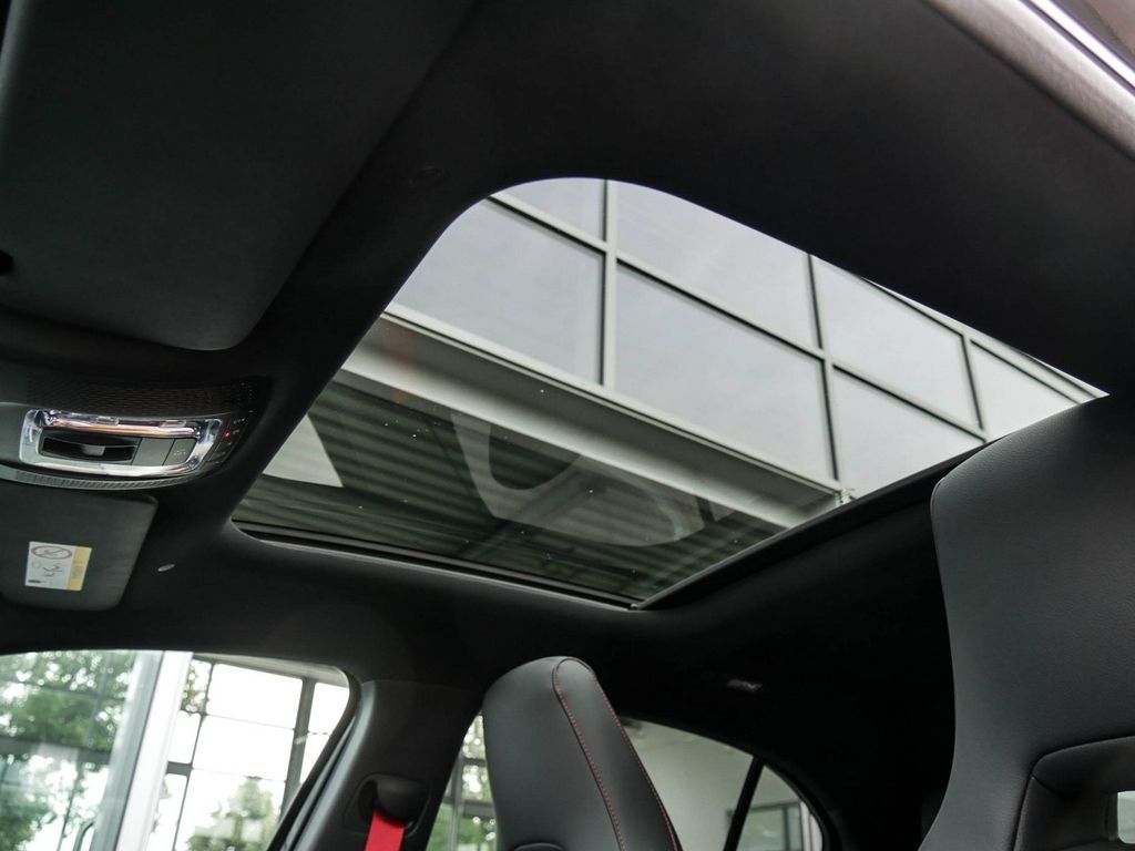 Mercedes-Benz A 35 AMG AMG A 35 4M |DISTR|NAVI|MBeam|KEYL|PANO|BURM|KAM