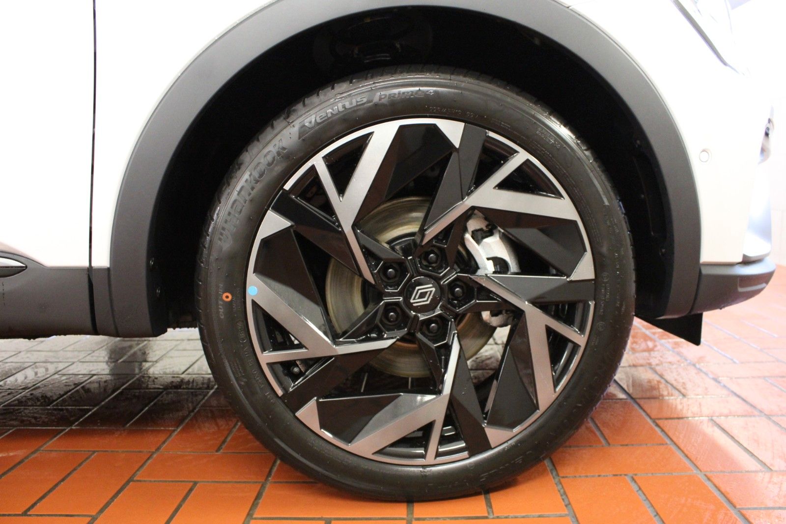 Fahrzeugabbildung Renault Arkana E-TECH Full Hybrid 145 Esprit Alpine