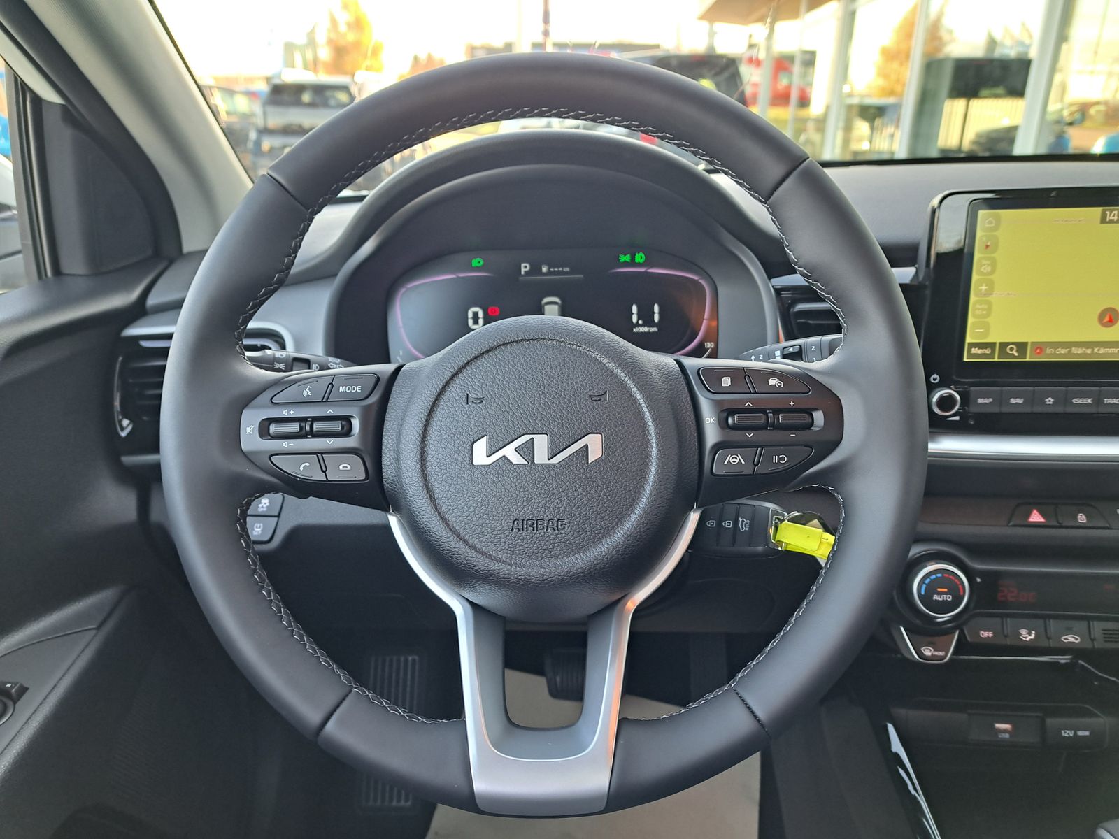 Fahrzeugabbildung Kia Stonic 1.0 T-GDI AUTOMATIK LED NAVI WINTERPAKET