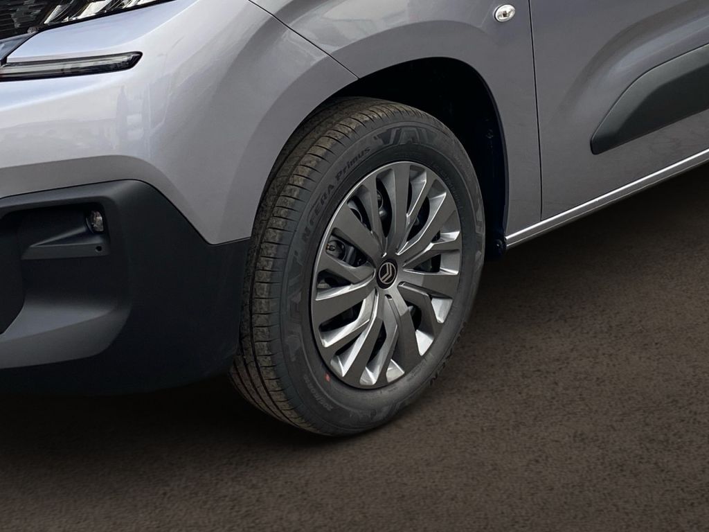Fahrzeugabbildung Citroën Berlingo M PureTech 110 PLUS