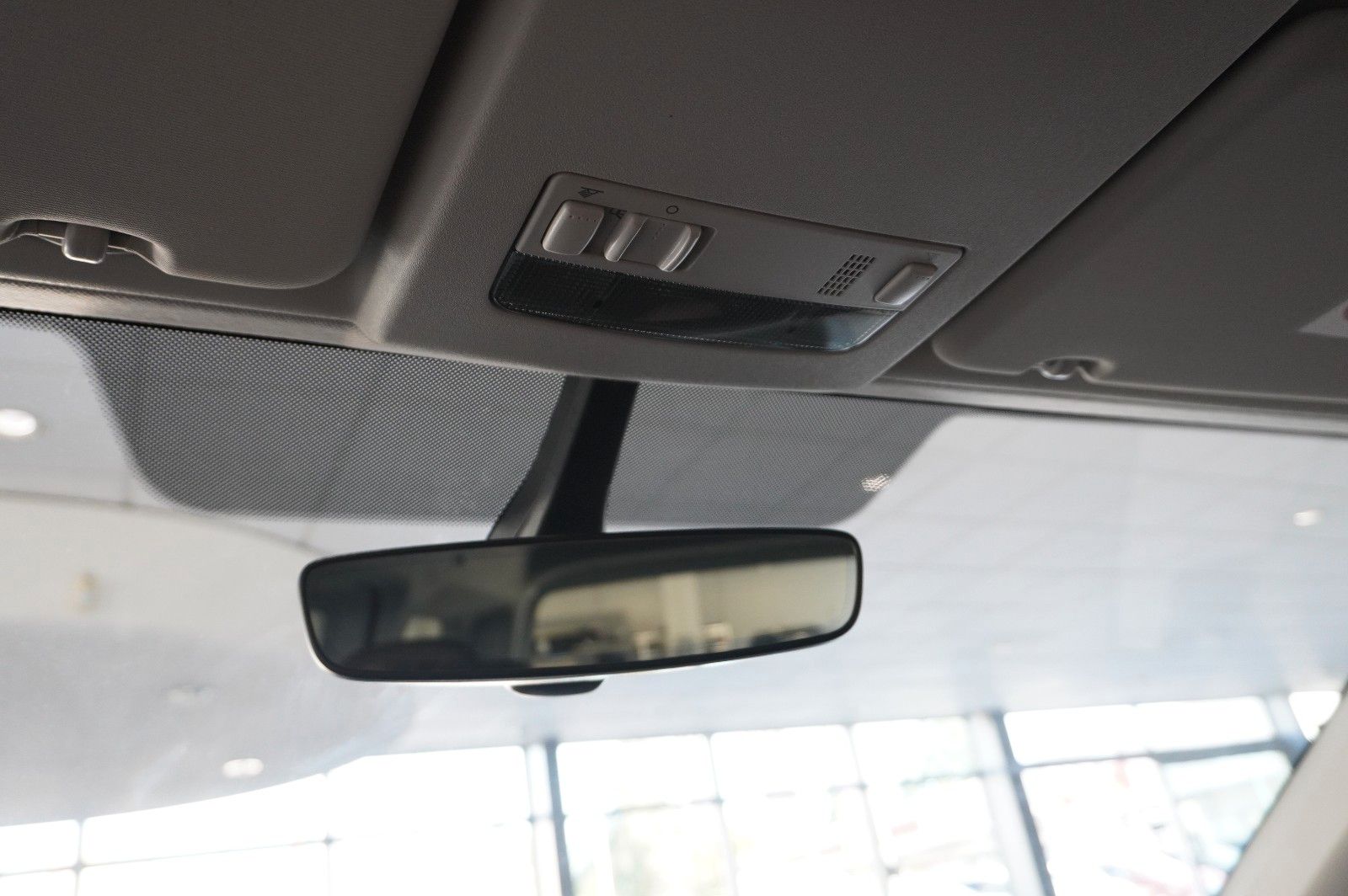 Fahrzeugabbildung Volkswagen Caddy 1.4 TSI TRENDLINE DSG 5-SITZE KLIMA/AHK