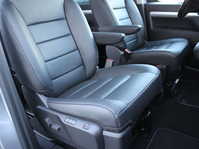 Proace Verso L1 Executive 7-Sitzer*Leder*Navi*AC
