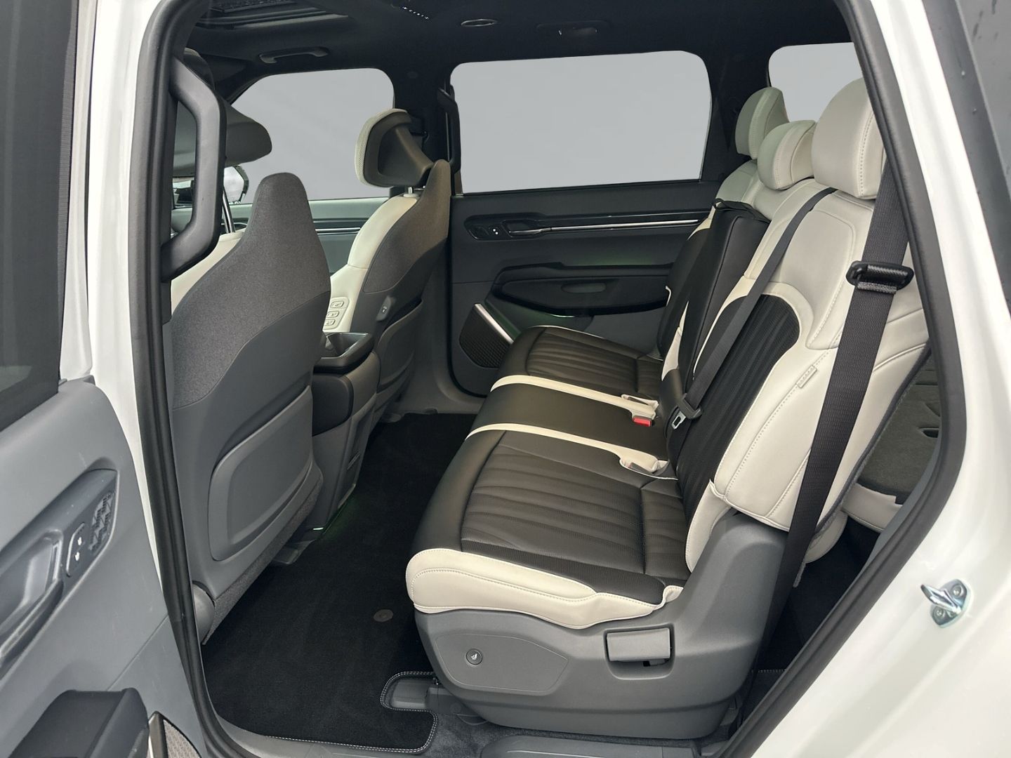 Fahrzeugabbildung Kia EV9 4WD GT-line Launch Edition Elektro +El. Pano