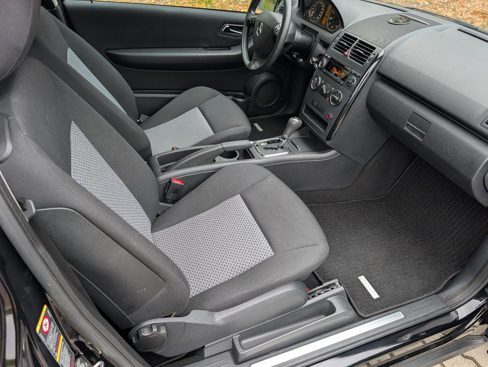 Mercedes-Benz A170 2005 — photo 8