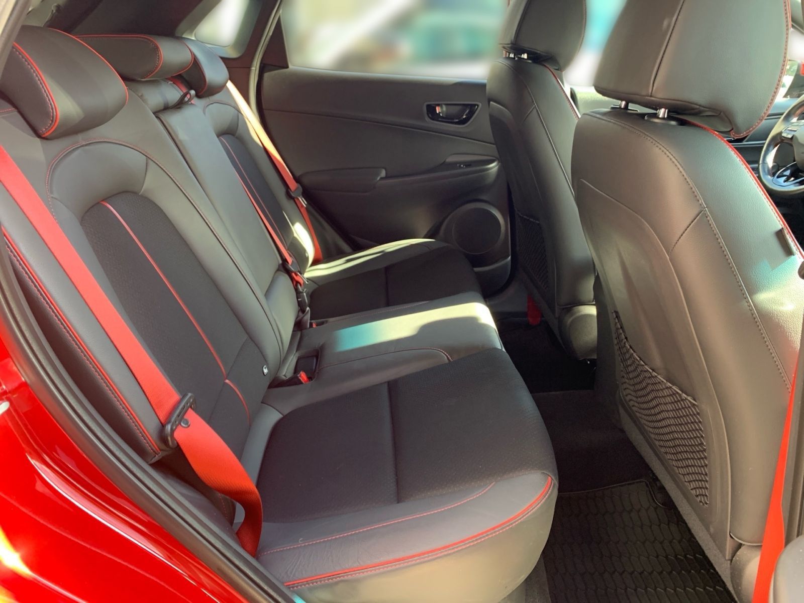 Fahrzeugabbildung Hyundai KONA 1.6 T-GDI Unique Navi LED