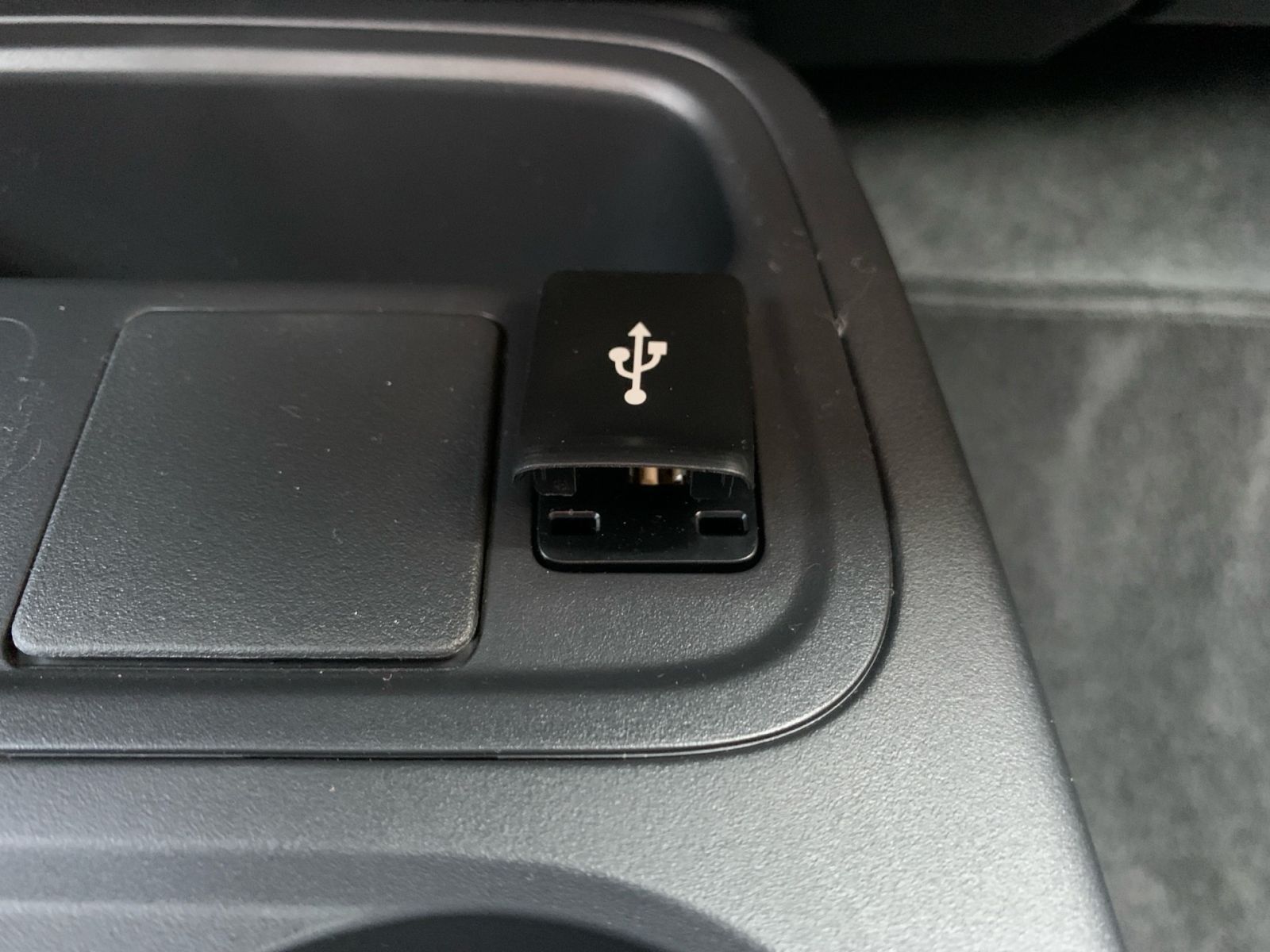 Fahrzeugabbildung Mitsubishi Space Star 1.0 EDITION Klima 1Hd