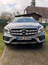 Mercedes-Benz GLA 180 PEAK Edition PEAK Edition 8 fach bereift - Mercedes-Benz GLA 180 in Dortmund