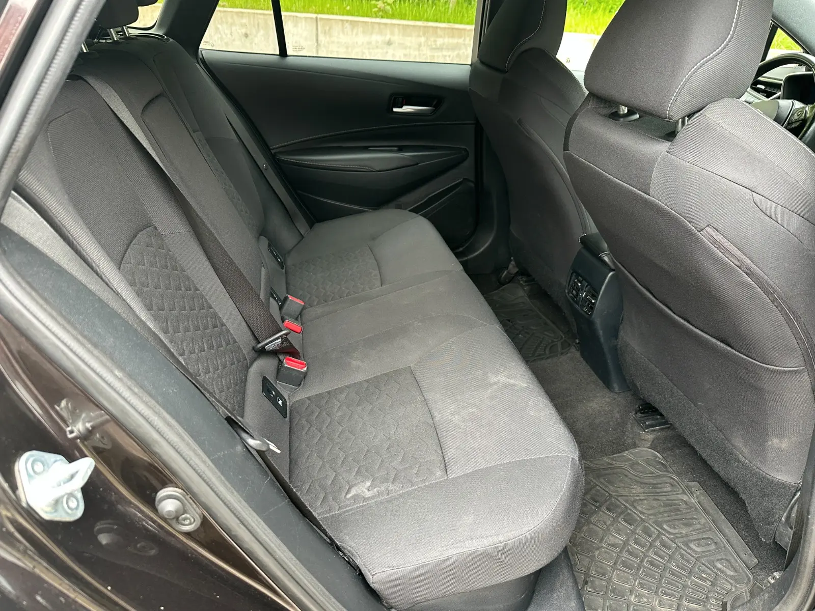 Suzuki Swace TouringSports Hybrid-Kamera-ACC-Folie-TAXI