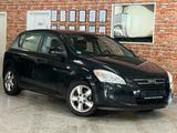 Kia cee'd / Ceed EX-1.4-Alu-PDC-AHK-Schiebedach - Kia cee'd / Ceed aus 2008