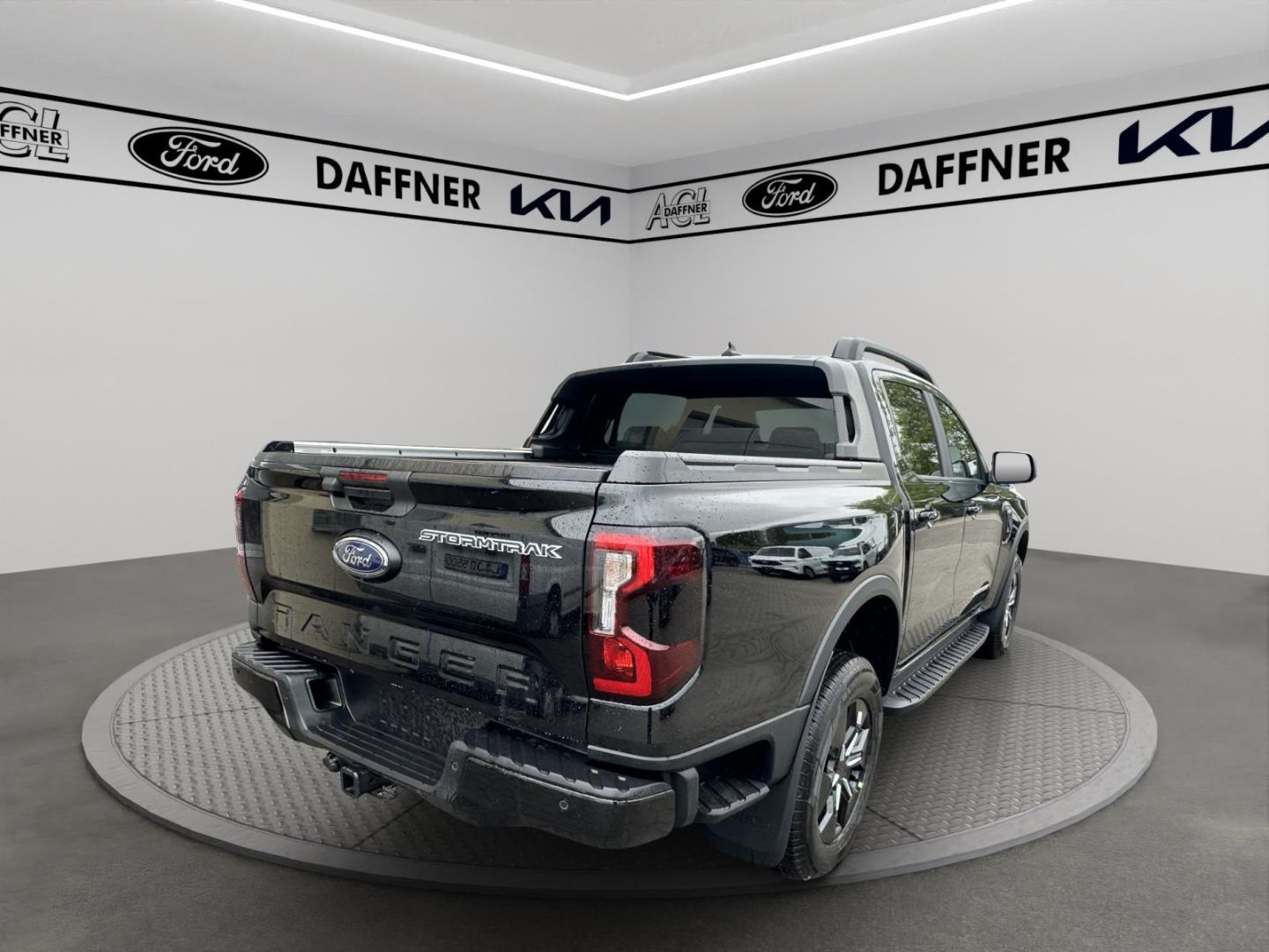 Fahrzeugabbildung Ford Ranger Plug-in-Hybrid Stormtrak e-4WD Doppelkabi