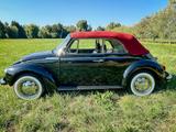 Volkswagen VW Käfer Cabrio 1303 - Volkswagen Käfer: Schwarz