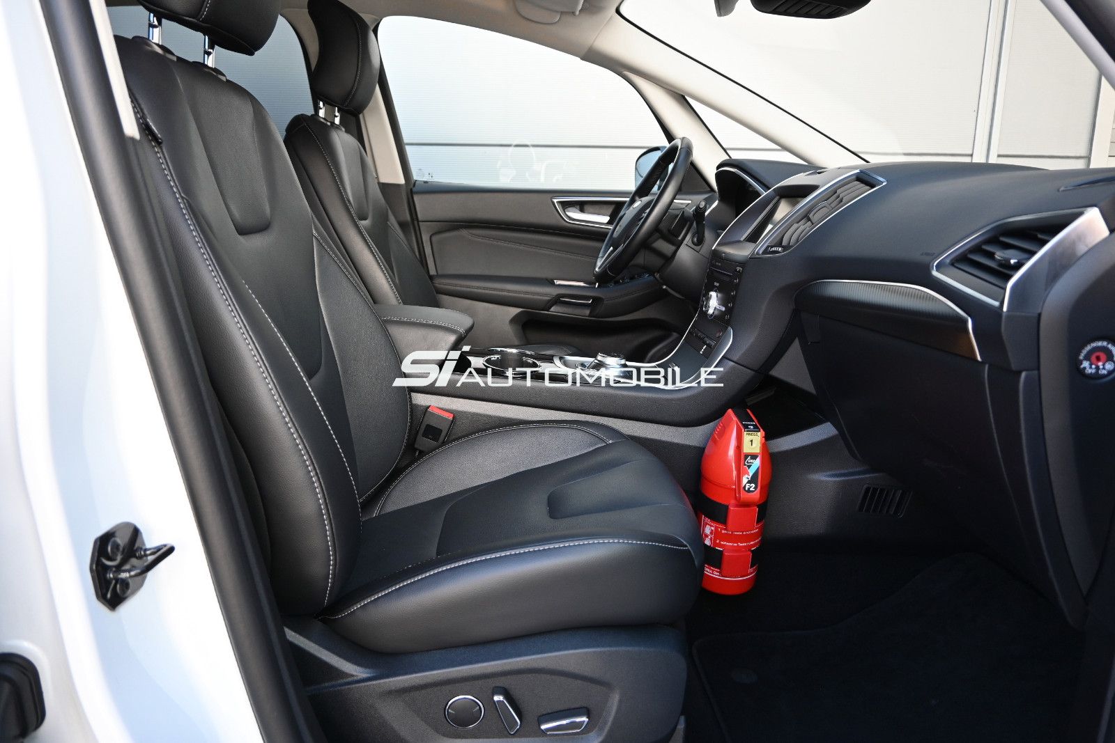 Fahrzeugabbildung Ford S-Max 2.0D EcoBlue Titanium °ACC°AHK°STANDHEIZ°